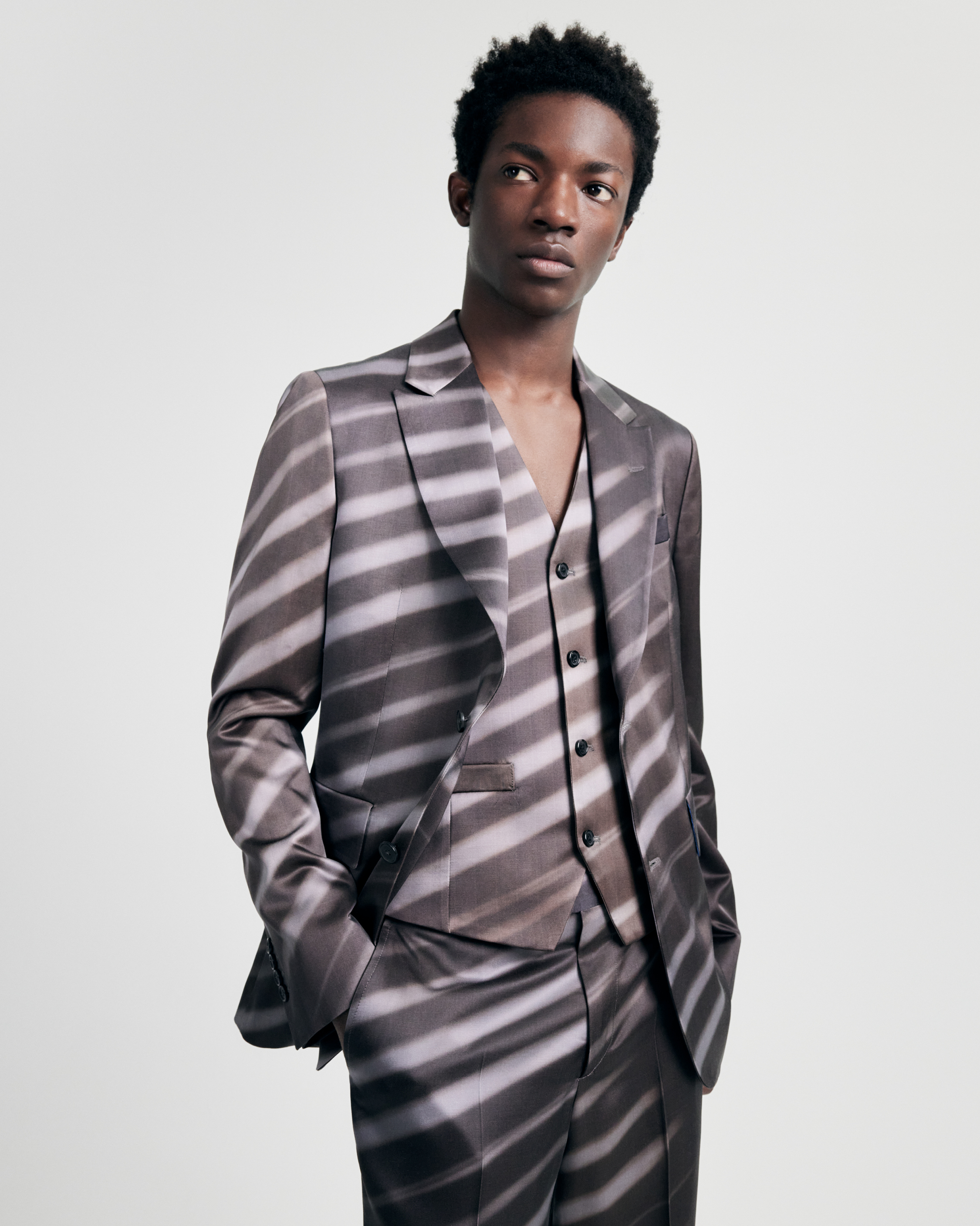 The Soho - Tailored-Fit Grey Blue Wool Sharkskin Suit